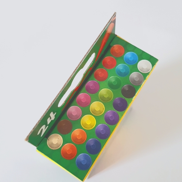 24 pcs Sun Wax Crayons Crayola Multicolored Made with Solar Energy (New Ones) - Picture 5 of 6